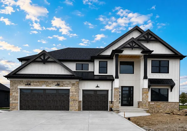 image of 13350 Camas Dr, Saint John, IN 46373 | MLS# 843323