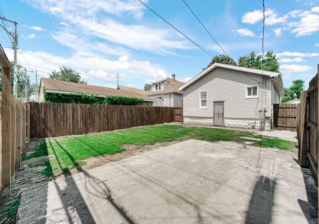 15th image of 414 165th St, Hammond, IN 46324 | MLS# 843365