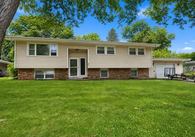 1st image of 6288 Mulberry Ave, Portage, IN 46368 | MLS# 843319