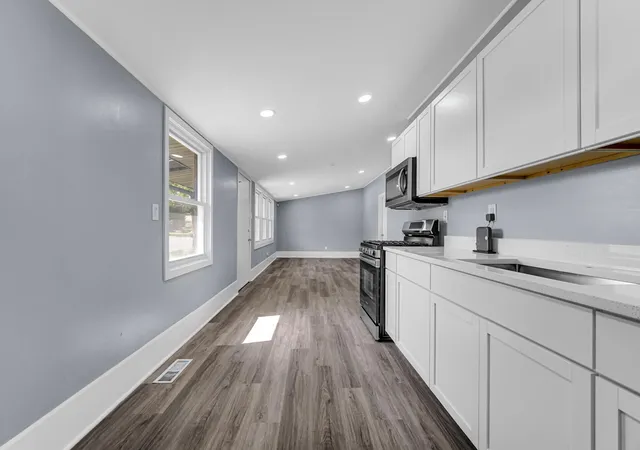 3rd image of 2101 Chase St, Gary, IN 46404 | MLS# 843335