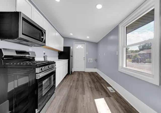 5th image of 2101 Chase St, Gary, IN 46404 | MLS# 843335