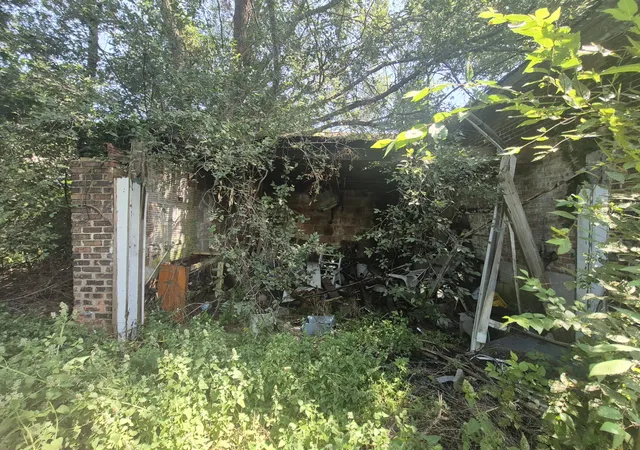 1st image of 2154 W 10th Pl, Gary, IN 46404 | MLS# 843423