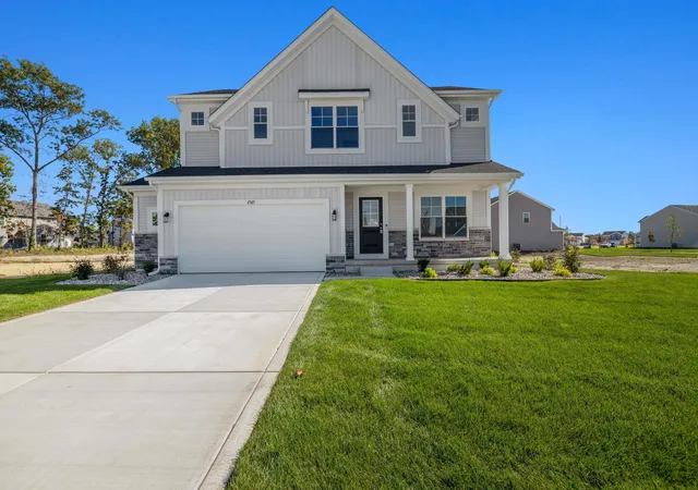 Photo 2 of Single family home for sale at 2565 Iowa St, Crown Point, IN 46307 | MLS# 843325 | Listing updated on 2026-10-16