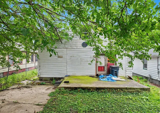 2nd image of 131 N Ashland Ave, Michigan City, IN 46360 | MLS# 843354
