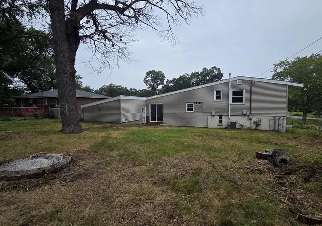 16th image of 5012 Arthur St, Gary, IN 46408 | MLS# 843337