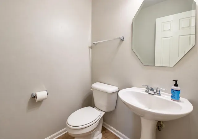 Photo 4 of Townhouse for sale at 11144 Tennessee St, Crown Point, IN 46307 | MLS# 846490 | Listing updated on 2026-10-07