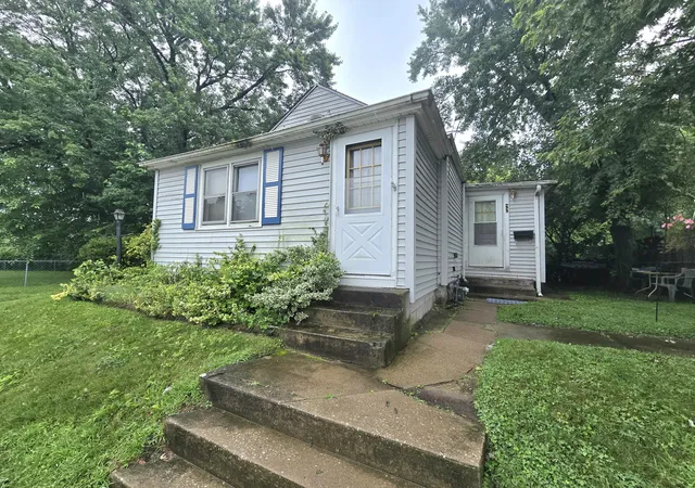 1st image of 255 E 8th St, Hobart, IN 46342 | MLS# 843341