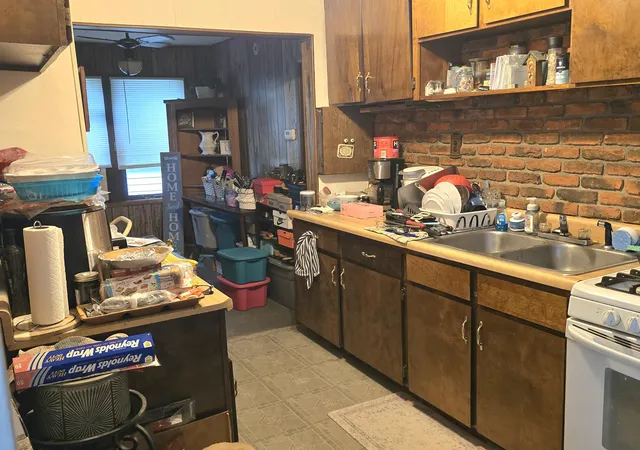 Photo 3 of Single family home for sale at 255 E 8th Street, Hobart, IN 46342 | MLS# 843341 | Listing updated on 2026-08-04