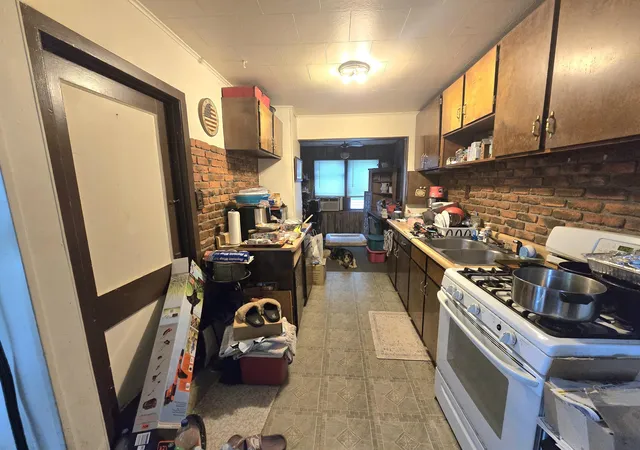 Photo 4 of Single family home for sale at 255 E 8th Street, Hobart, IN 46342 | MLS# 843341 | Listing updated on 2026-08-04