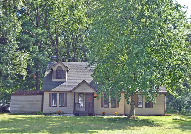 Photo 1 of Sale Pending at 511 S Longshore Dr, Walkerton, IN 46574 | MLS# 843398 | Listing updated on 2026-08-28