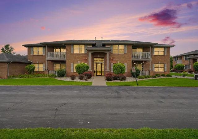 Photo 1 of Sale Pending at 9841 Wildwood Ct #2c, Highland, IN 46322 | MLS# 843375 | Listing updated on 2026-09-12