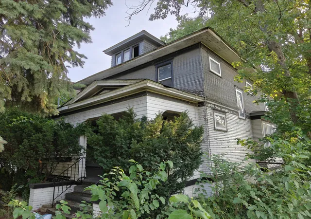 2nd image of 708 Harrison St, Gary, IN 46402 | MLS# 843425