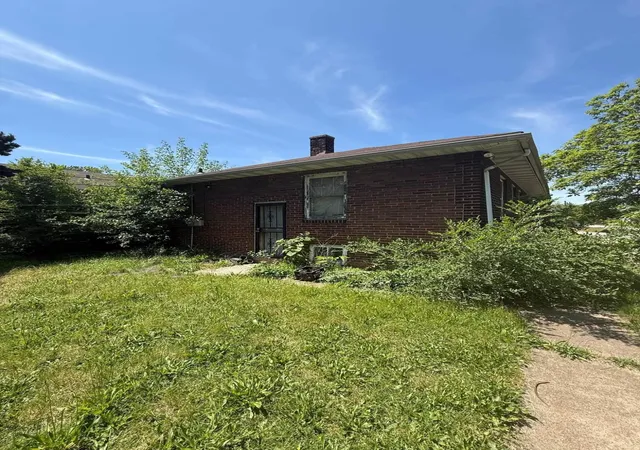 4th image of 801 Tennessee St, Gary, IN 46402 | MLS# 843371