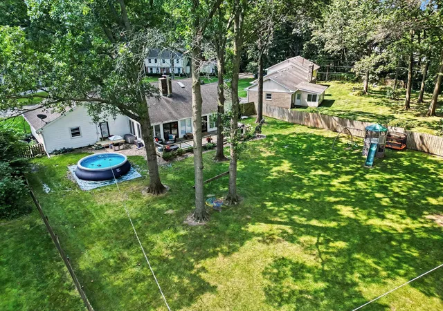 4th image of 203 Oxbow Ct, Valparaiso, IN 46383 | MLS# 843390