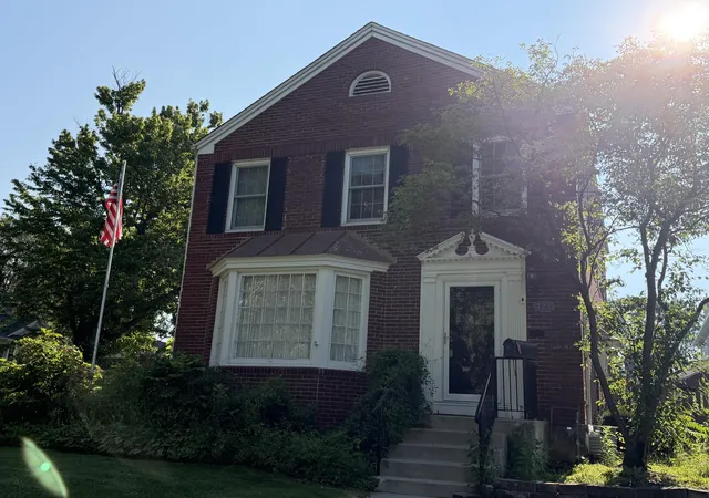 1st image of 426 Elmhurst Ave, Valparaiso, IN 46385 | MLS# 843384
