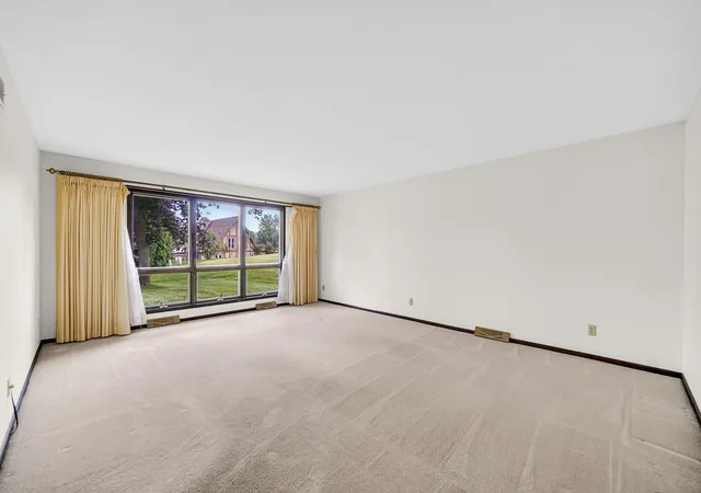 2nd image of 4325 Annandale Ln, Crown Point, IN 46307 | MLS# 843394