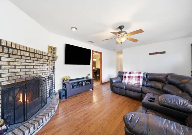 5th image of 5272 Evergreen Ave, Portage, IN 46368 | MLS# 843404