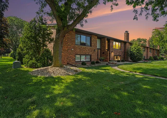 1st image of 457 Fisher St #B, Munster, IN 46321 | MLS# 843414