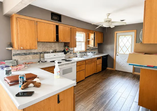 3rd image of 2295 W 41St Ave, Gary, IN 46408 | MLS# 843396