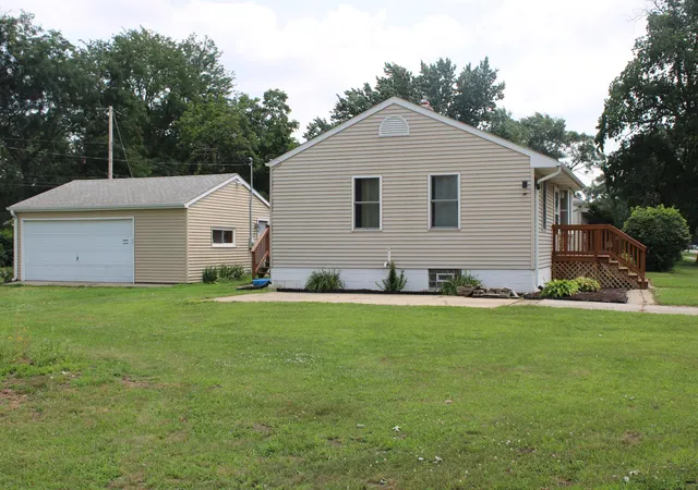 5th image of 7409 Southeastern Ave, Hammond, IN 46324 | MLS# 843401