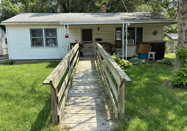2nd image of 713 N Abigail St, Rensselaer, IN 47978 | MLS# 843407