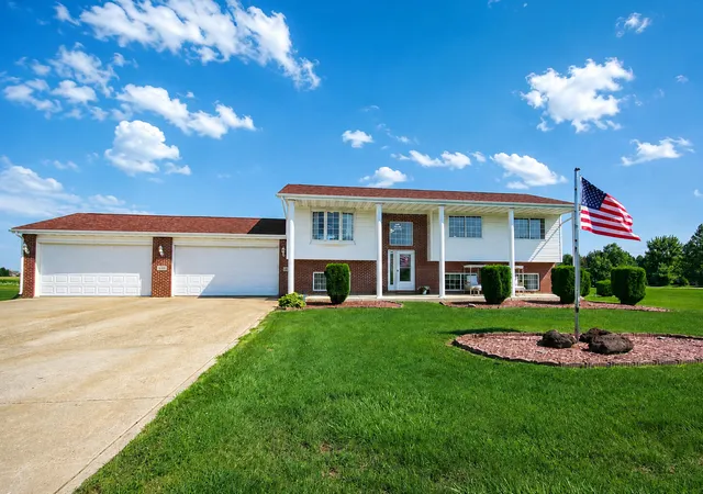 Photo 3 of Single family home for sale at 503 W 602 South, Hebron, IN 46341 | MLS# 843454 | Listing updated on 2026-08-08
