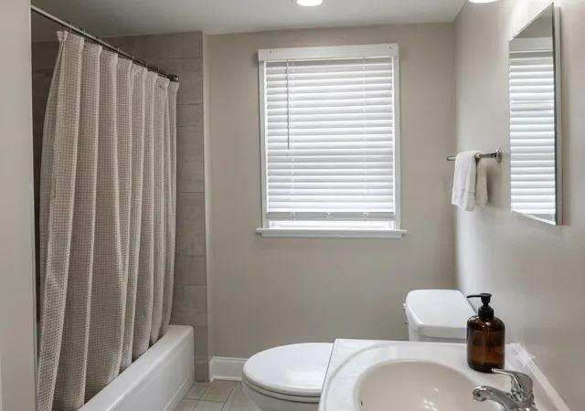 3rd image of 710 W Ridge Rd, Gary, IN 46408 | MLS# 843415