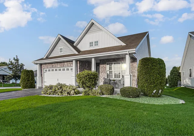 3rd image of 10123 Azalea Dr, Crown Point, IN 46307 | MLS# 843440