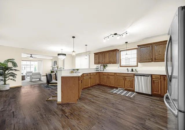 5th image of 10123 Azalea Dr, Crown Point, IN 46307 | MLS# 843440