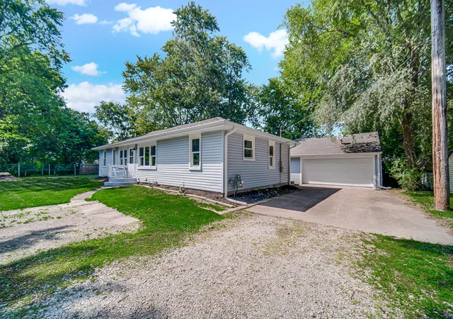 5th image of 5076 Concord Ave, Portage, IN 46368 | MLS# 843435