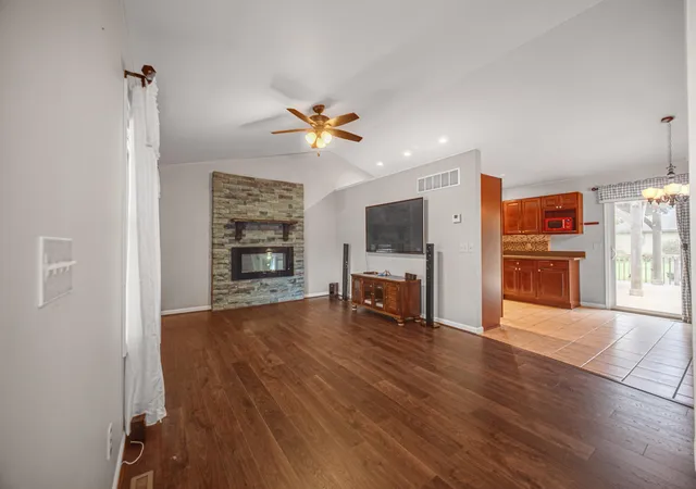 Photo 2 of Single family home for sale at 17472 Hawthorne Dr, Lowell, IN 46356 | MLS# 844109 | Listing updated on 2026-09-15