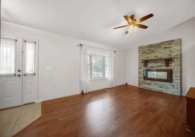 Photo 3 of Single family home for sale at 17472 Hawthorne Dr, Lowell, IN 46356 | MLS# 844109 | Listing updated on 2026-09-15