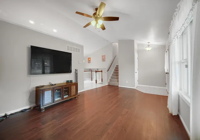 Photo 4 of Sale Pending at 17472 Hawthorne Dr, Lowell, IN 46356 | MLS# 844109 | Listing updated on 2026-10-07