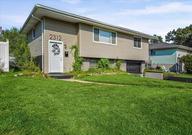 Photo 2 of Sale Pending at 2312 Jennings St, Gary, IN 46404 | MLS# 843455 | Listing updated on 2026-09-30