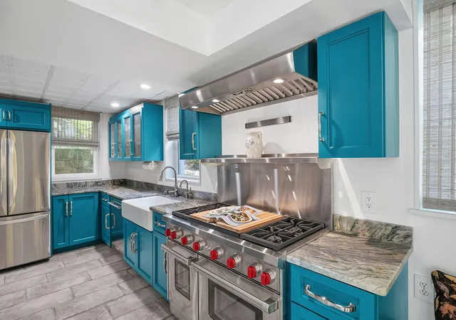 Photo 4 of Single family home for sale at 31 S Lake Shore County Rd, Beverly Shores, IN 46301 | MLS# 843500 | Listing updated on 2026-09-21