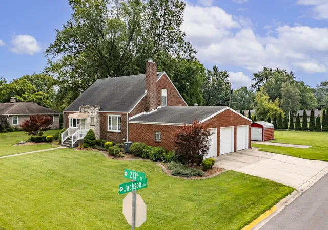 1st image of 604 213th St, Dyer, IN 46311 | MLS# 844286