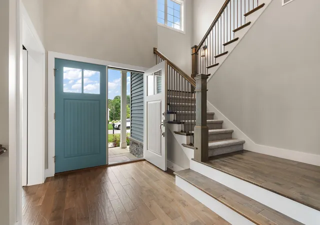 Photo 4 of Single family home for sale at 326 W Houghton Dr, Valparaiso, IN 46385 | MLS# 843835 | Listing updated on 2026-09-21