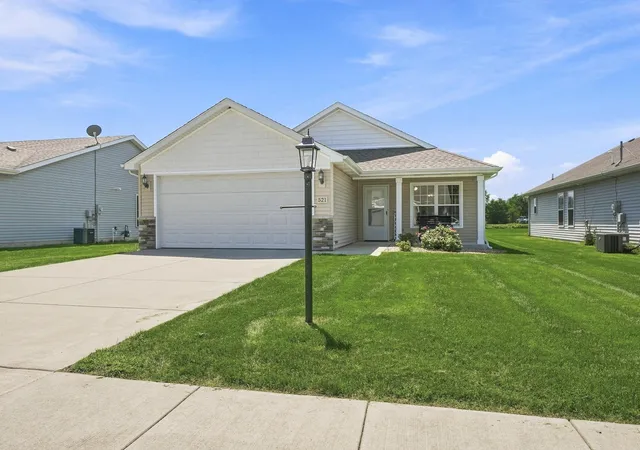 Photo 2 of Sale Pending at 521 Blackstone Ct, Kouts, IN 46347 | MLS# 843930 | Listing updated on 2026-09-01