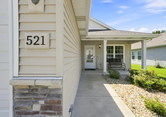 Photo 3 of Sale Pending at 521 Blackstone Ct, Kouts, IN 46347 | MLS# 843930 | Listing updated on 2026-09-01