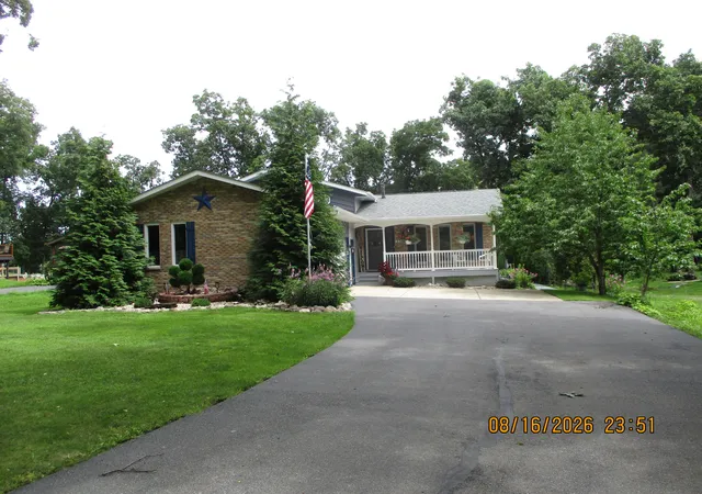 Photo 3 of Single family home for sale at 2365 N Four Seasons Ct, Crown Point, IN 46307 | MLS# 843956 | Listing updated on 2026-09-24