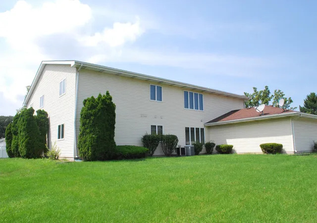 Photo 2 of Condo for sale at 247 Barbara Jean Dr, Schererville, IN 46375 | MLS# 844044 | Listing updated on 2026-10-03