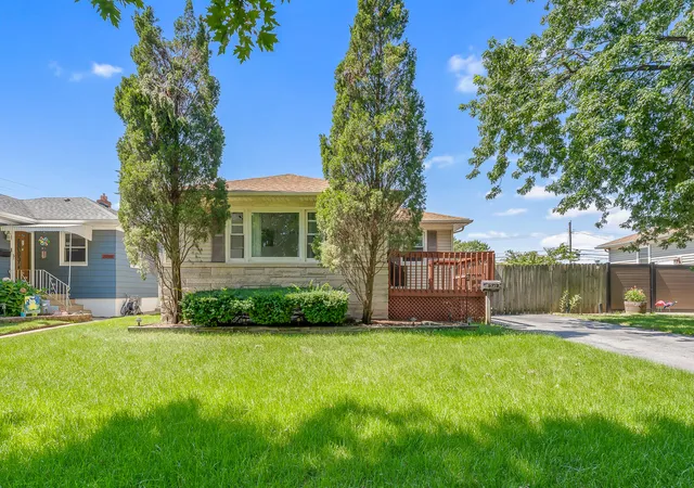Photo 1 of Sale Pending at 7642 Montana Ave, Hammond, IN 46323 | MLS# 844572 | Listing updated on 2026-09-04
