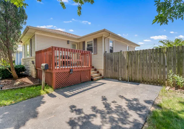 Photo 3 of Sale Pending at 7642 Montana Ave, Hammond, IN 46323 | MLS# 844572 | Listing updated on 2026-09-04