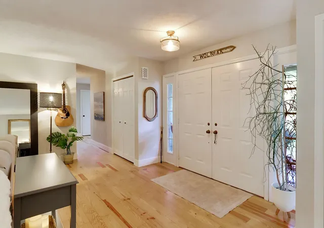 Photo 3 of Sale Pending at 4376 N Vintage Hills Trl W, La Porte, IN 46350 | MLS# 844370 | Listing updated on 2026-08-30