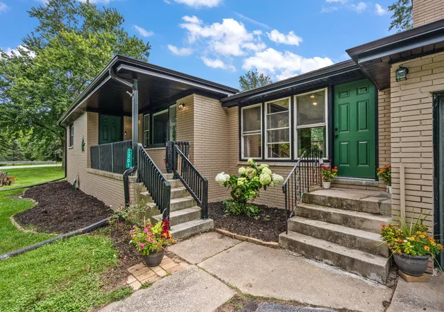 Photo 3 of Single family home for sale at 7201 W 140th Place, Cedar Lake, IN 46303 | MLS# 844065 | Listing updated on 2026-09-27