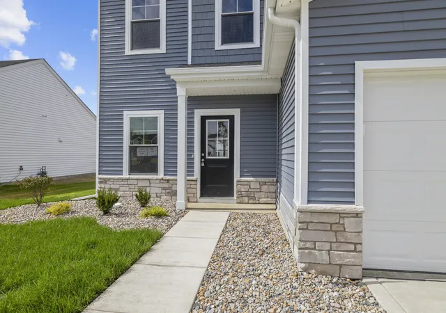 Photo 3 of Single family home for sale at 10406 Wisconsin St, Crown Point, IN 46307 | MLS# 844004 | Listing updated on 2026-09-29
