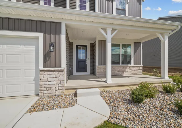 Photo 3 of Single family home for sale at 10413 Texas St, Crown Point, IN 46307 | MLS# 844129 | Listing updated on 2026-09-23