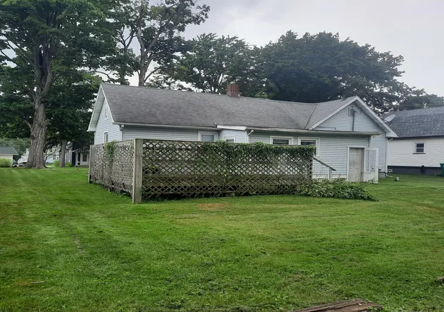 Photo 4 of Sale Pending at 509 H St, La Porte, IN 46350 | MLS# 844340 | Listing updated on 2026-08-28