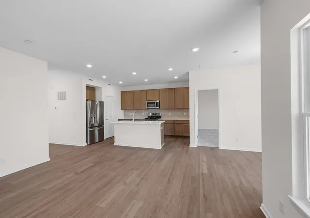 Photo 4 of Townhouse for sale at 10423 Iowa St, Crown Point, IN 46307 | MLS# 844174 | Listing updated on 2026-10-15