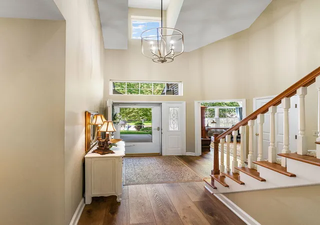 Photo 4 of Single family home for sale at 560 Lantern Walk, Valparaiso, IN 46385 | MLS# 844568 | Listing updated on 2026-09-08